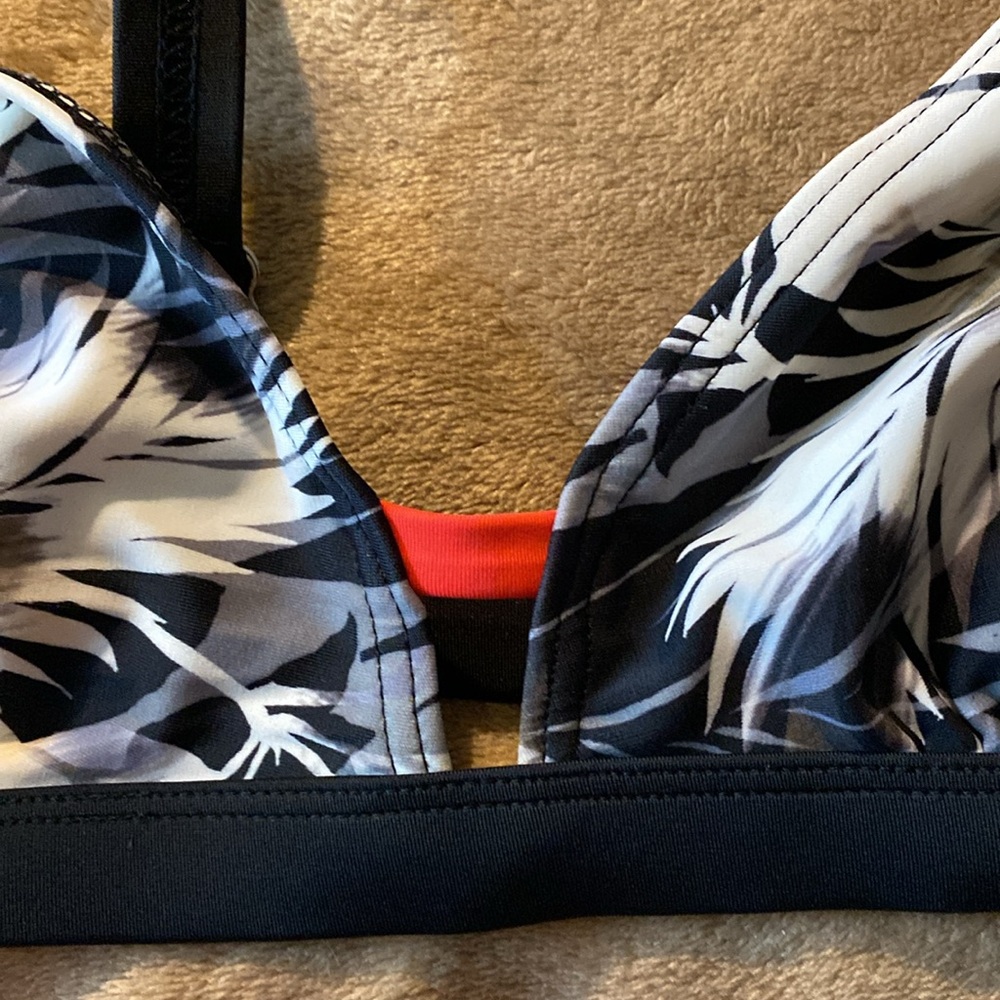 Bikini😘 - Picture 4 of 7